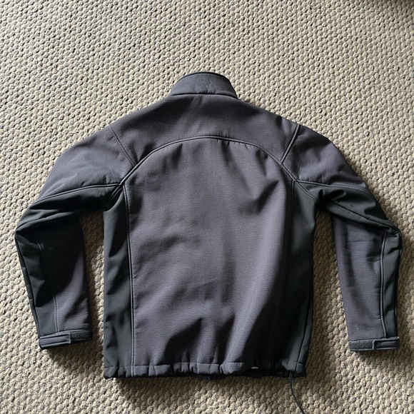 Men’s New Balance Sherpa lined reflective track jacket - Picture 2 of 3